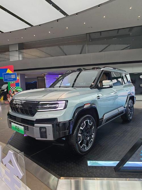 广州175比亚迪方程豹硬派越野的爆款，英菲尼迪35周年与你共成长